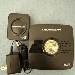 Chamberlain MyQ Wi-Fi Smart Garage Door Hub