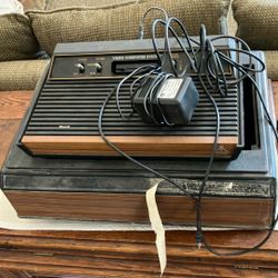 Original Atari 2600 Video Game Computer System With Original Parts Functions.