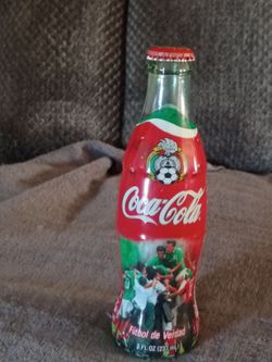 Coca-Cola Futbol de Verdad Collectible Glass Bottle