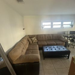 Couch / Center Piece