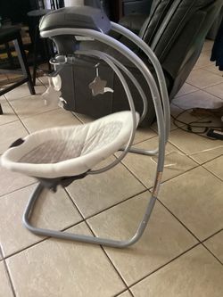 Graco  Baby Swing