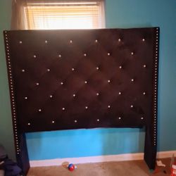 Like New Headboard $300