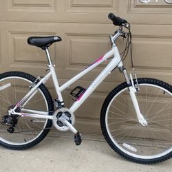 Nishiki Pueblo Mountain Bike