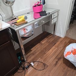 Vanity Desk