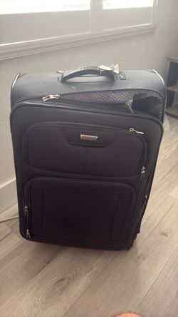 Ricardo Beverly Hills Luggage Collection