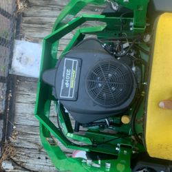 John Deer Zero Turn