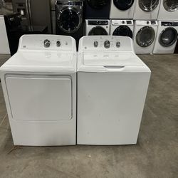 Set washer and dryer. GE washer 4.0cuftGE  dryer 7.0cu ft 