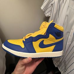 NEW DEADSTOCK Jordan 1 Retro “Reverse Laney” Men Size 9.5 Women Size 11