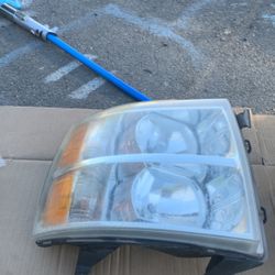 2007 Chevy Headlights Left An Right
