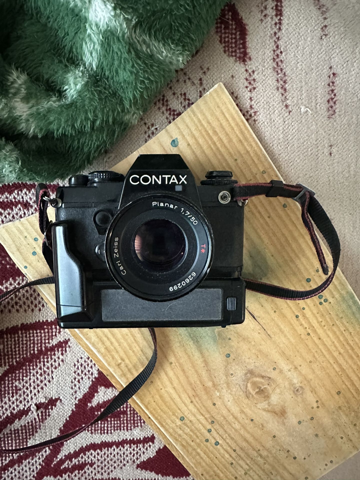 Contax 139q, with Zeiss 50mm 1.7, and battery grip.