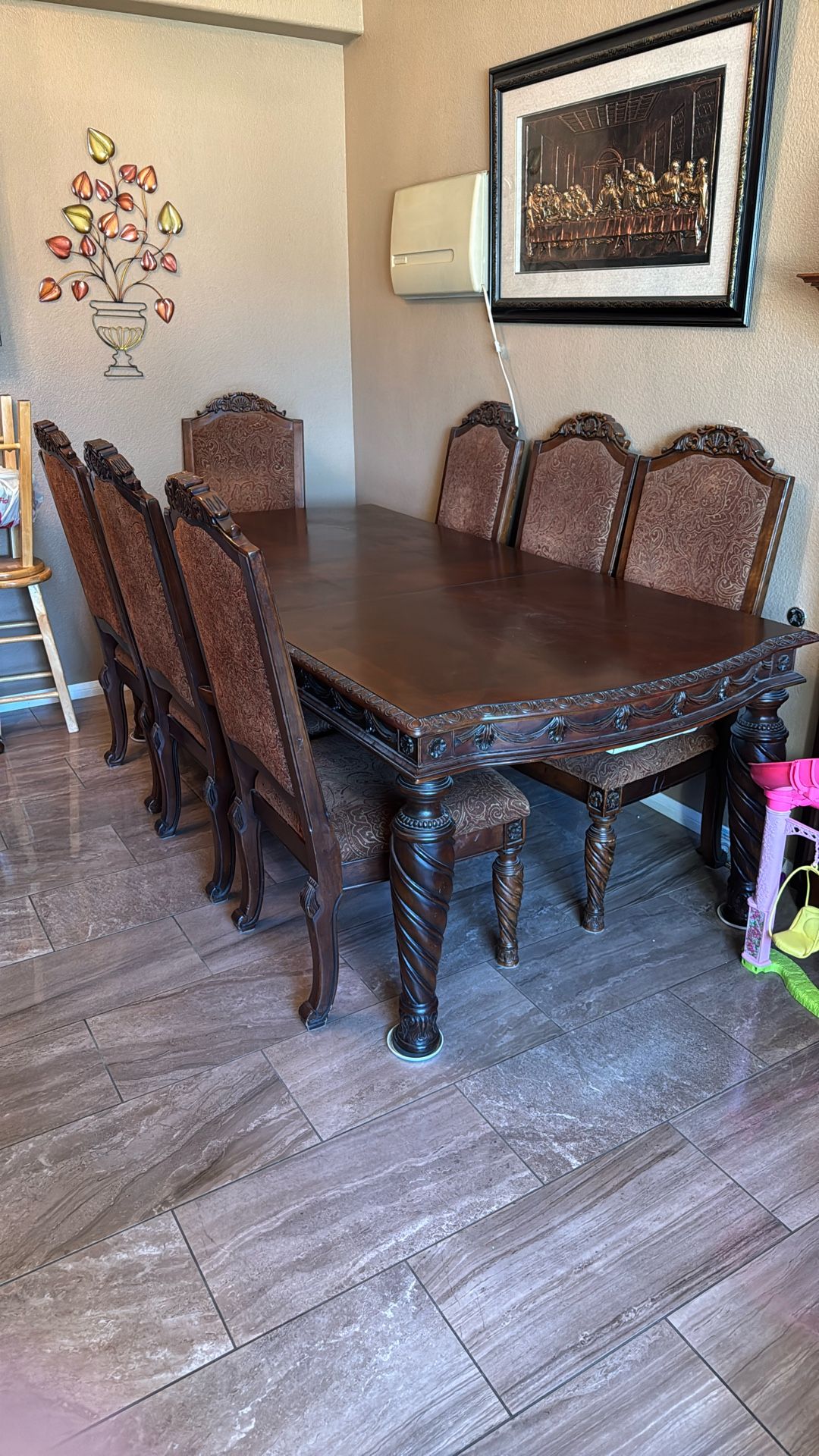 Dinning Table