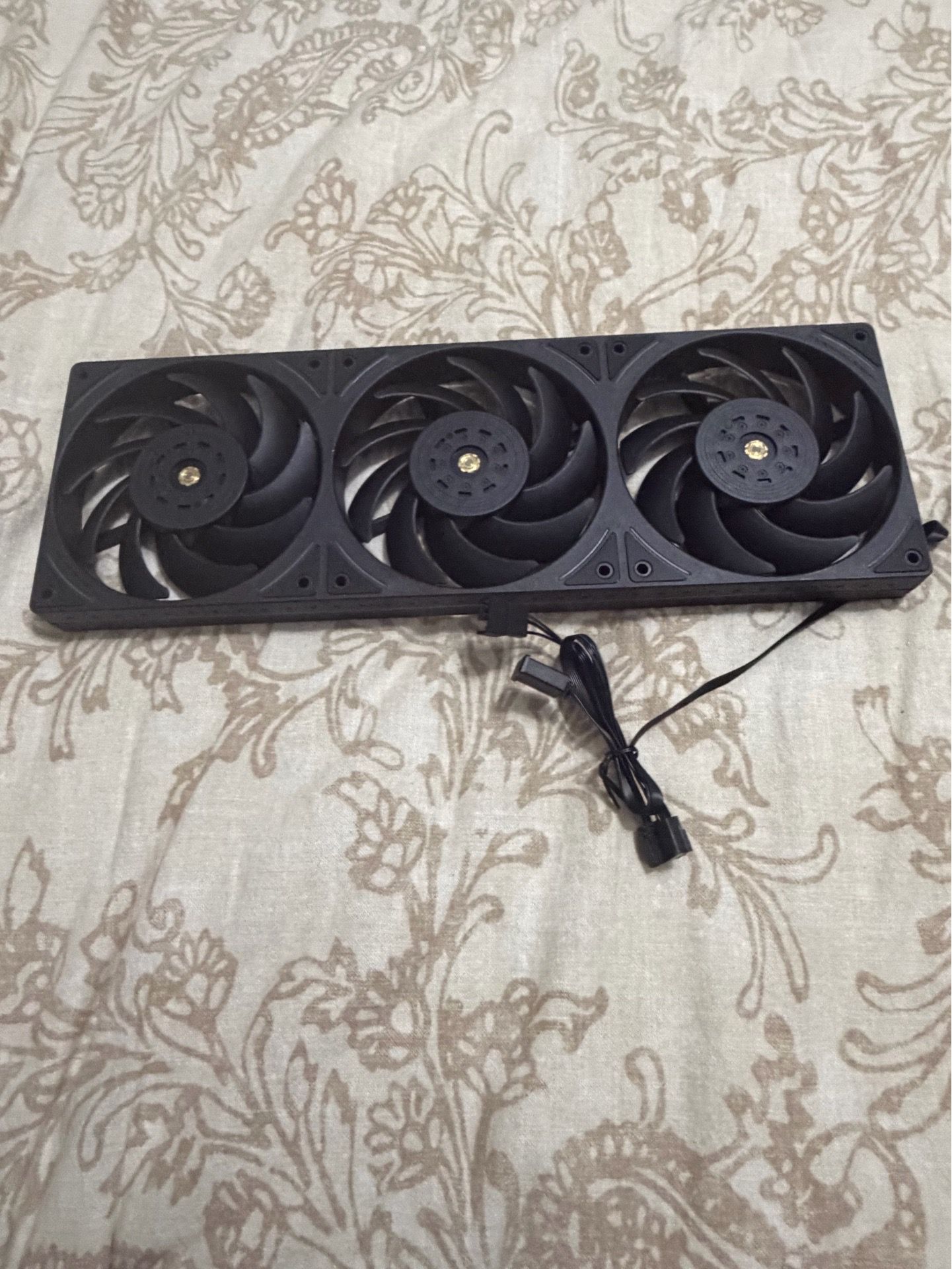 Thermalright 360 Case Fans.