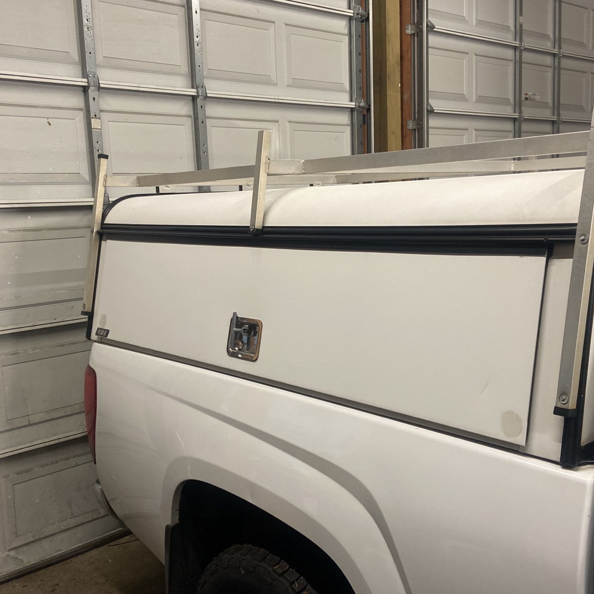 2006 GMC Canopy