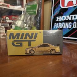 Mini GT Top Secret Nissan Skyline GTR R34 1/64 Scale