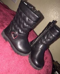 Like new Toddler Boots size 4c