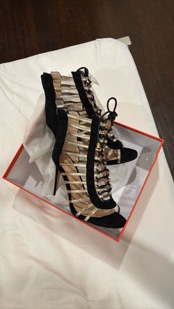 Black & Gold Strappy Cage Gladiator Heels (Size 7)