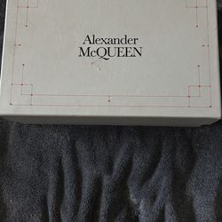 size 11 alexander mcqueens