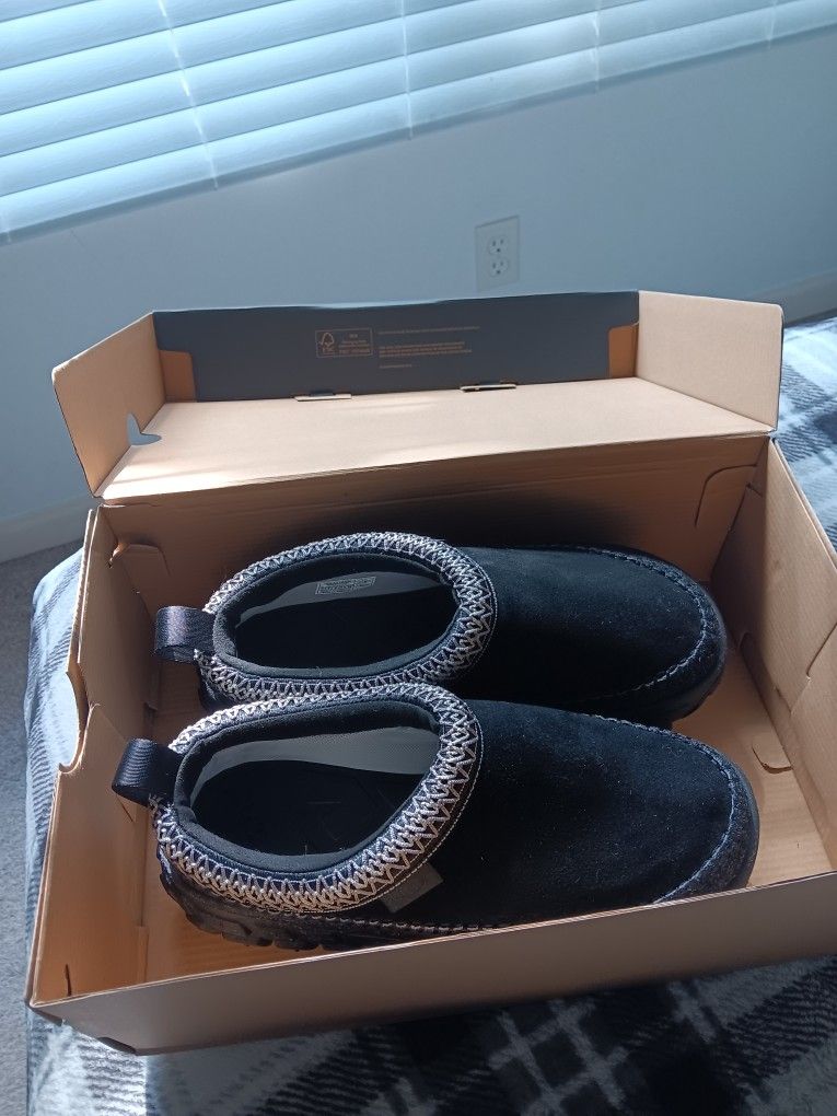UGG Venture Daze