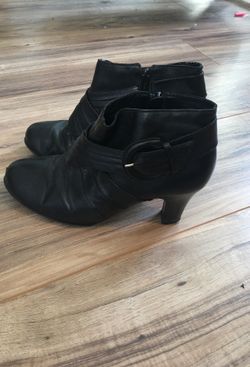 Ankle boots size 8.5