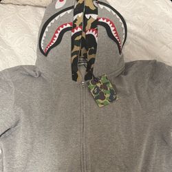 BAPE ZIP UP