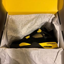 Air Jordan 4 