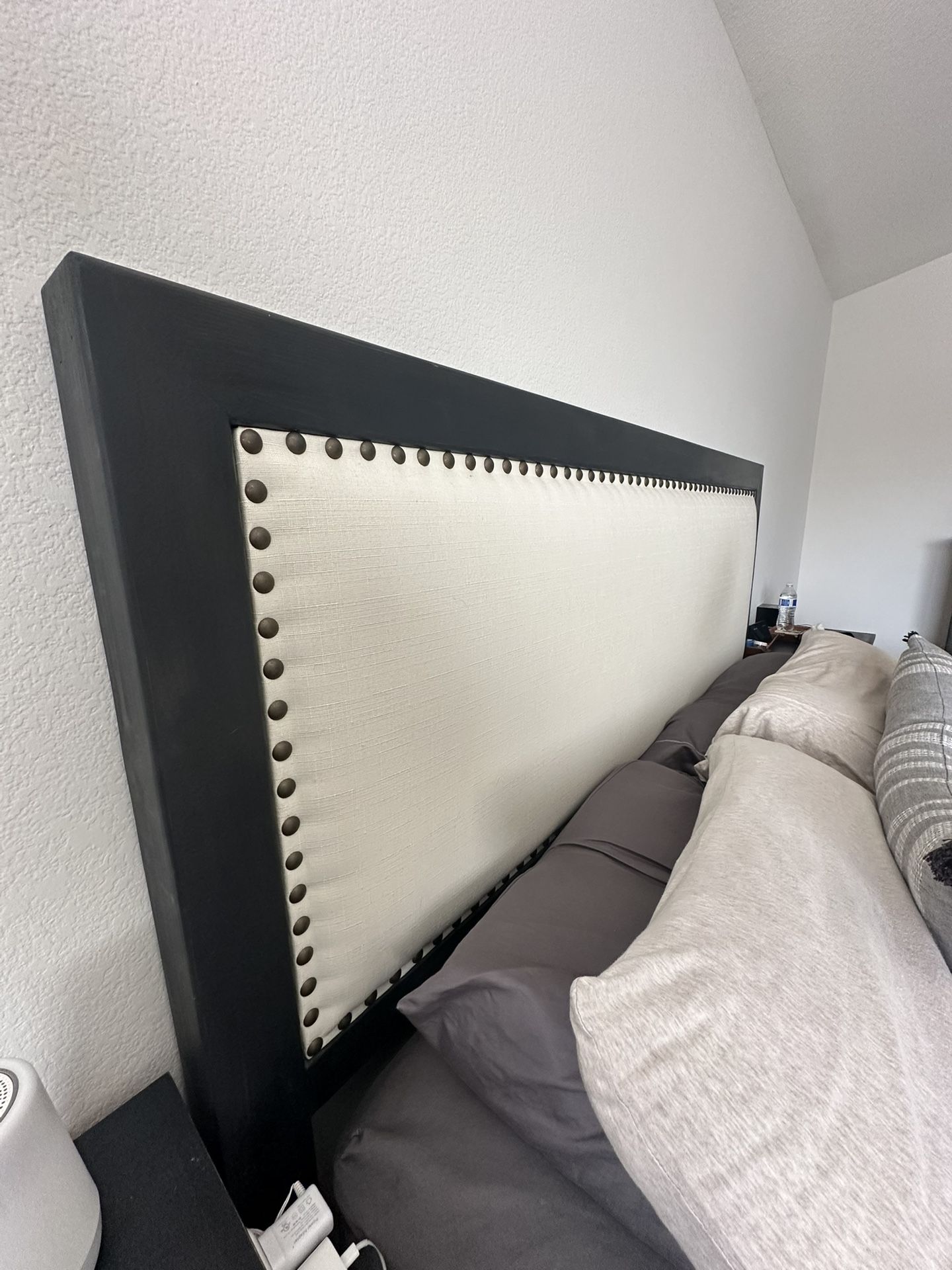 California King Bed frame And Mattress for Sale in Fontana, CA OfferUp