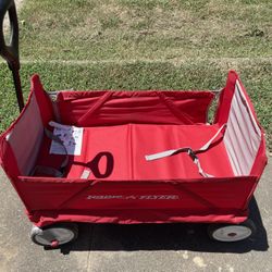 Radio Flyer Beach Wagon with Fold-Down Side