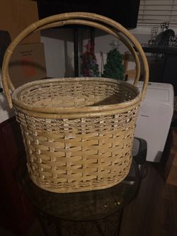 Wicker basket