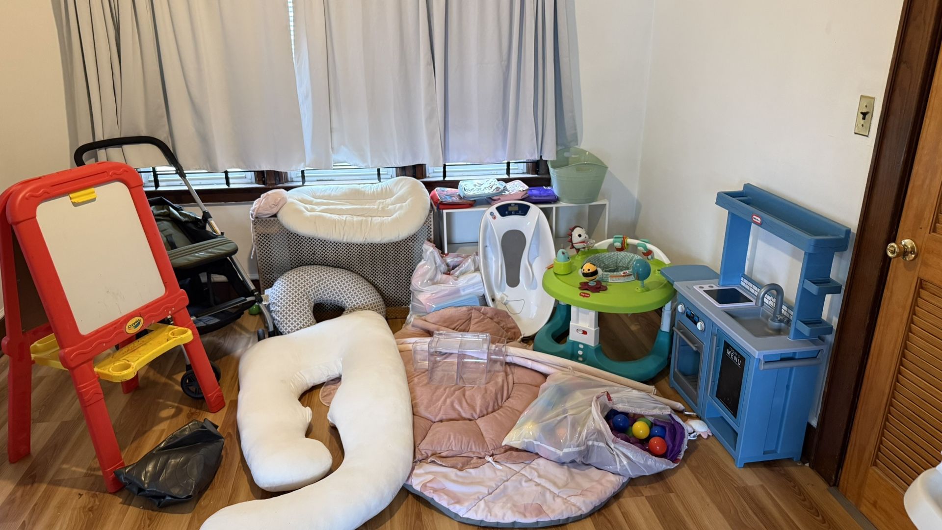 BABY & TODDLER ITEMS (TOYS, PILLOWS, WALKER, STROLLER, Etc.)
