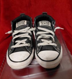 black Converse Chuck Taylor All Star Street shoes