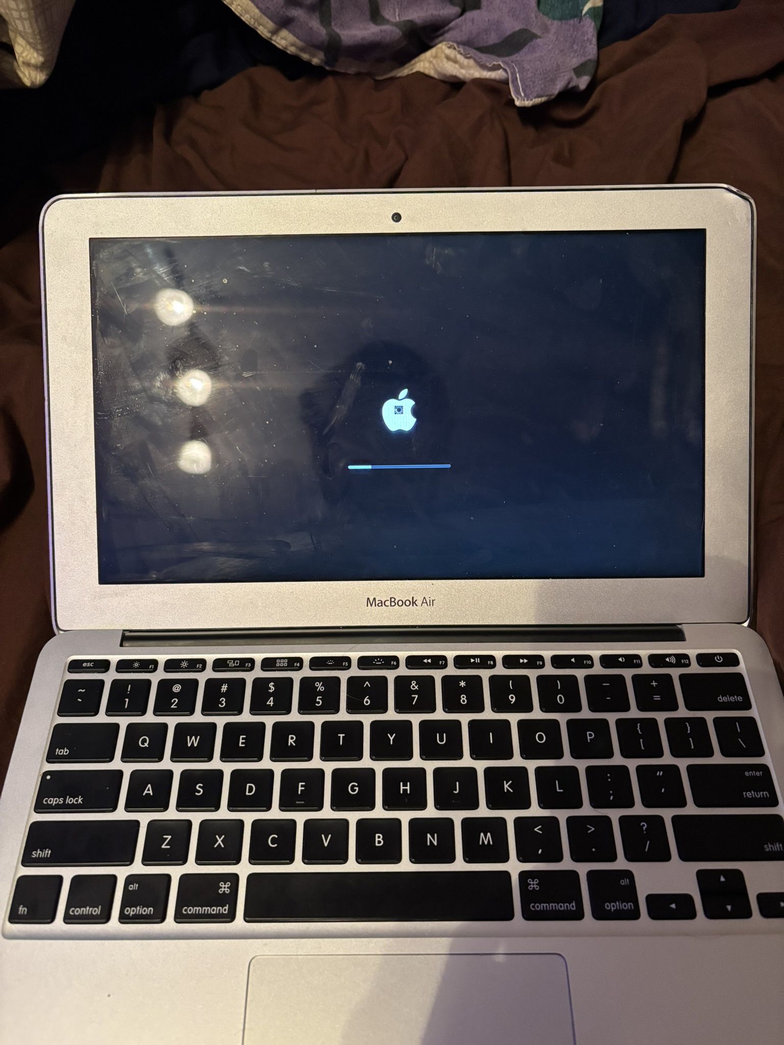 Apple MacBook Air early-2015 11”