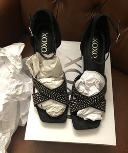 XOXO FOOTWEAR WOMEN’S FASHION HEEL BLACK 7.5M