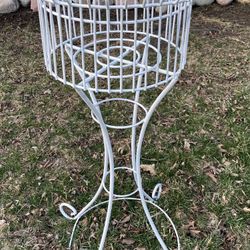 Beautiful plant stand 