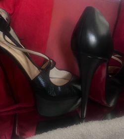 Christian Louboutin Heels 39 sz 8