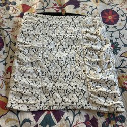 Super Cute Lace Skirt!!! Size 9 