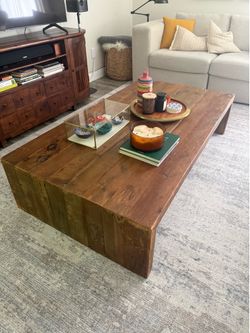 Solid Wood Coffee Table. Mesa de sala.