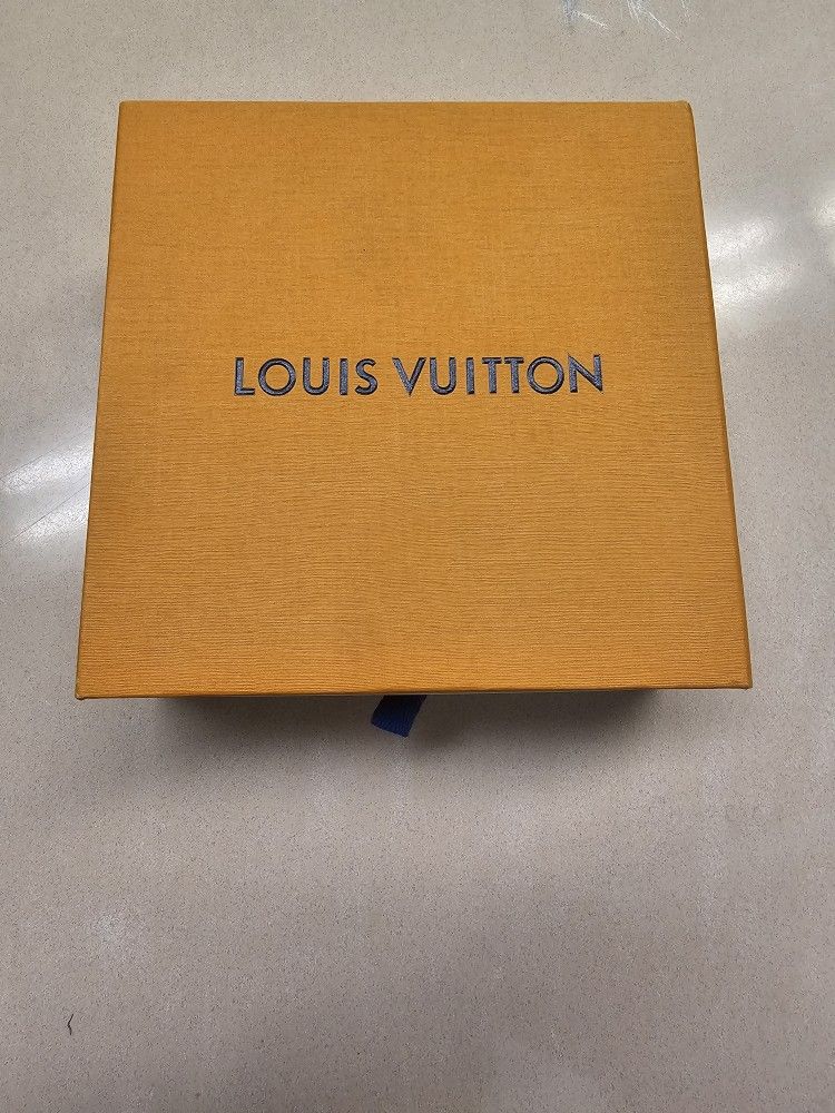 Louis Vuitton LV Initiales Belt - Black