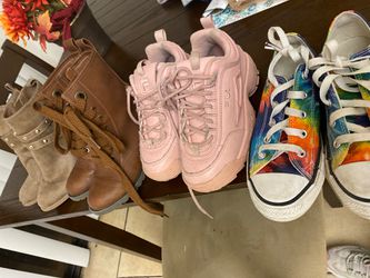 Girl shoes