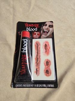 Halloween fake blood kit