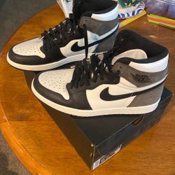 Jordan 1 High Retro OG “Dark Mocha”- Pristine Condition- Tried On Once