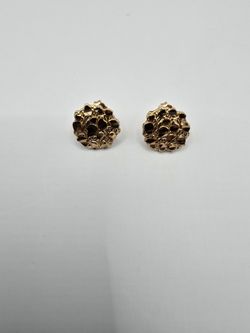 10kt Gold nugget earrings