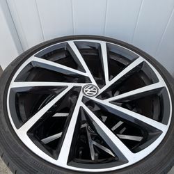 2 Sets of VW/Audi Wheels/Tires Golf-R/GTI Passat Jetta 