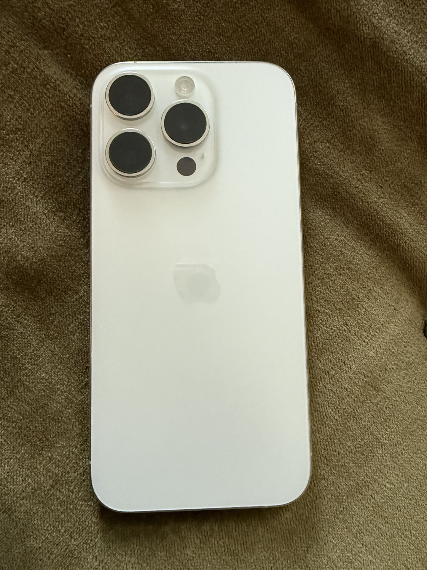 Unlocked Iphone 15 Pro 256 GB