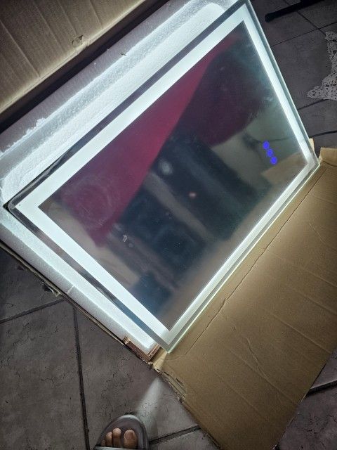 Brand New LED Mirror for Bathroom 20"x 28" with Frontlit and Backlit, Anti-Fog Mirror with Lights, Stepless 3 Colors Temperature & Dimmable Bathroom M