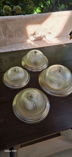 ceiling lights