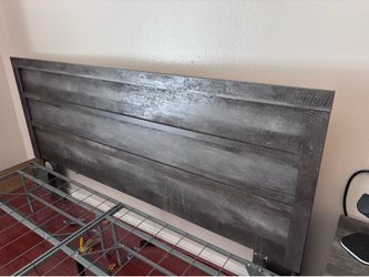 Kind size bed frame