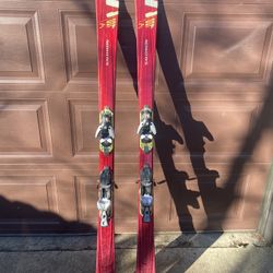 Skis