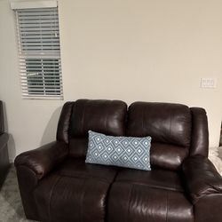 🔥URGENT MOVING SALE🔥 Leather Couches. Double And Single Electric 