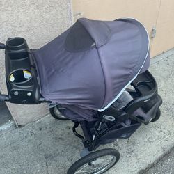 Baby Trend R8 Plus Jogging stroller
