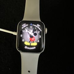Apple Watch SE (2nd Generation)